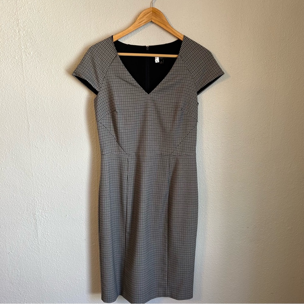 BANANA REPUBLIC - Women’s Plaid Cap Sleeve Bi-Stretch Sheath Dress Size 6